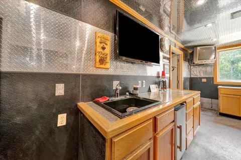 Kitchen - 1369 County Line, Hale, MI 48739 photo 5 of 6