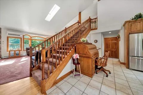 Entry Way - 1369 County Line, Hale, MI 48739 photo 2 of 5
