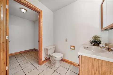 Bath - 1369 County Line, Hale, MI 48739 photo 4 of 5