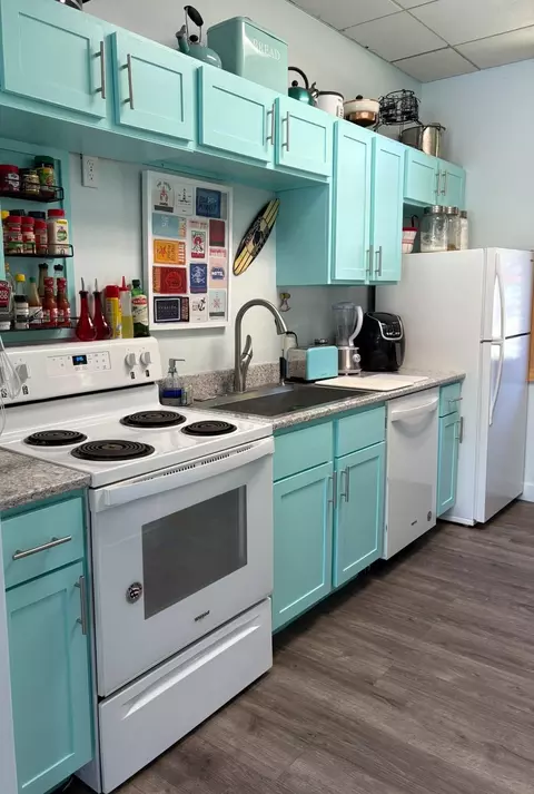 Kitchen - 2879 J Maddy, Interlochen, MI 49643 photo 3 of 4