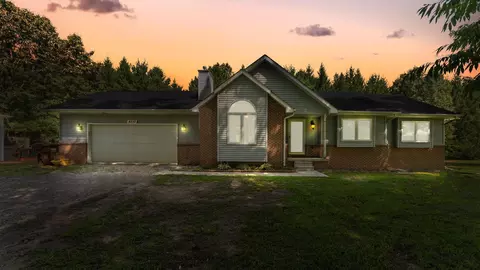 4510 Milner, Stockbridge, MI 49285