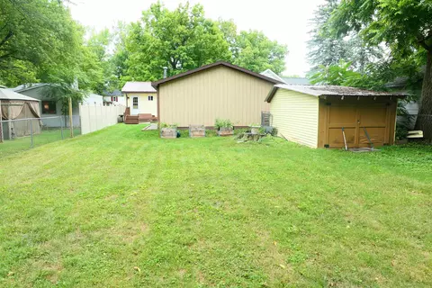 234 E Wright, Shepherd, MI 48883 photo 27