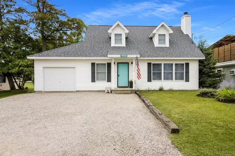 7515 Crystal Bch, Rapid City, MI 49676