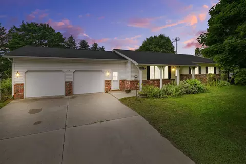 213 N Cottage, Mcbain, MI 49657