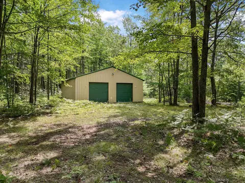 1050 N 47 12, Manton, MI 49663