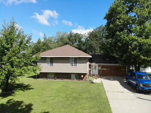 504 Arbor, Kalkaska, MI 49646