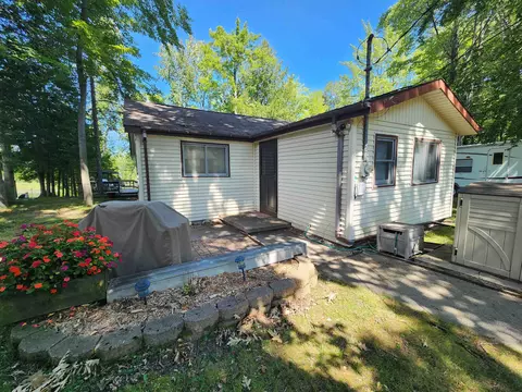 Exterior - 8230 Avalon, Hale, MI 48739 photo 2 of 12