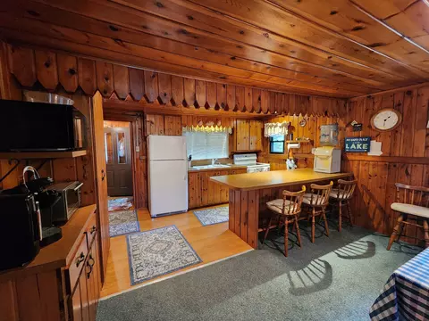 Kitchen - 8230 Avalon, Hale, MI 48739 photo 2 of 2