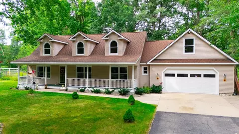 204 Great Oak, Roscommon, MI 48653