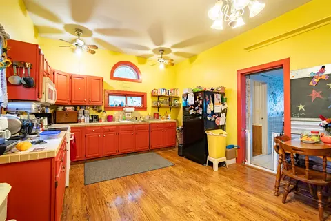 Kitchen - 124 N 5th, Edmore, MI 48829 photo 2 of 3