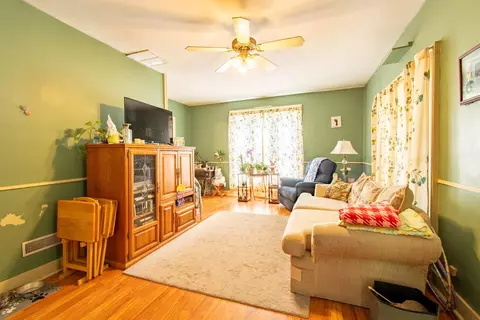 Living - 124 N 5th, Edmore, MI 48829 photo 1 of 1