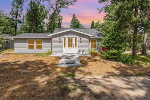 6834 M-65, Hale, MI 48739
