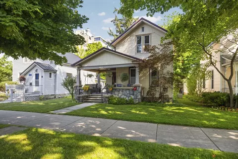 319 Washington, Traverse City, MI 49684