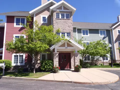 1246 Sunnyside #104 WK 4, Cadillac, MI 49601