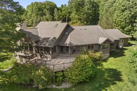 11775 Golfview, Bear Lake, MI 49614