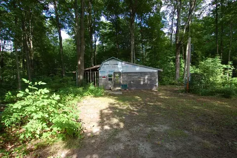554 Yellowstone, Cadillac, MI 49601
