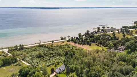 5368 S West Bay, Suttons Bay, MI 49682