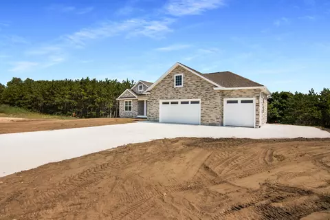 3880 Angling, Traverse City, MI 49685