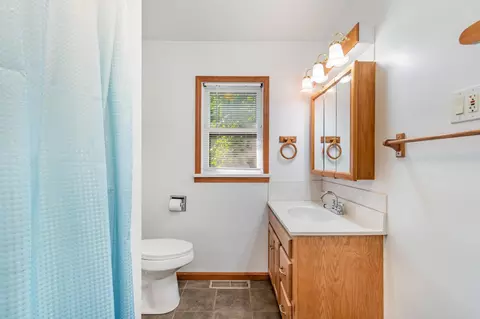 Bath - 902 Bennett #LOT : 42, Mount Pleasant, MI 48858 photo 1 of 2