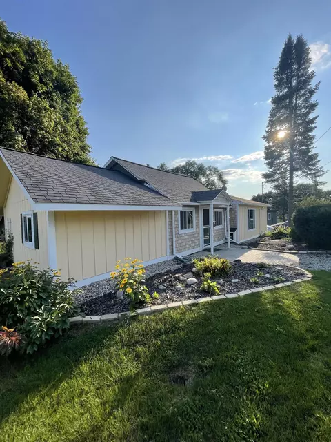 310 Groveland, Boyne City, MI 49712