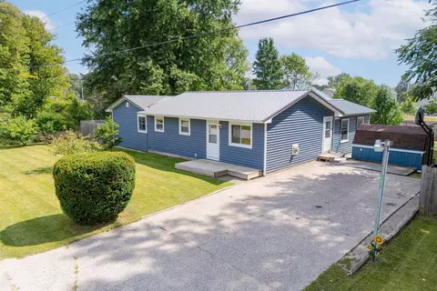 117 W Carl, Buckley, MI 49620