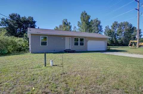 5975 Barney, Traverse City, MI 49684