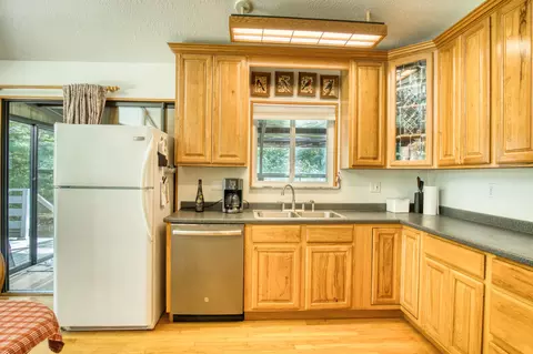 11721 S Lakeside, Shepherd, MI 48883 photo 8