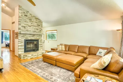 11721 S Lakeside, Shepherd, MI 48883 photo 6