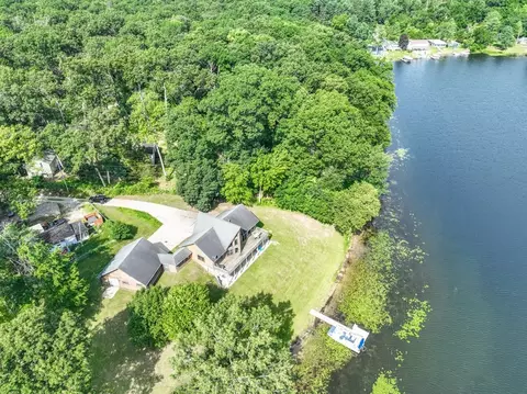 21534 Clear Lk, Battle Creek, MI 49014