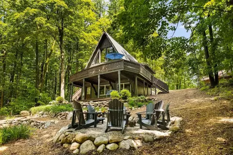 2960 Val Disere, Bellaire, MI 49615