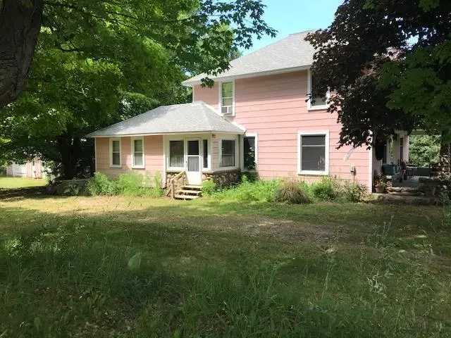 Exterior - 5360 Quarterline, Kewadin, MI 49648 photo 5 of 6