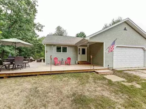 20672 Rhodes, Interlochen, MI 49643