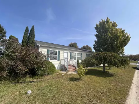 2742 S Sage, Mount Pleasant, MI 48858