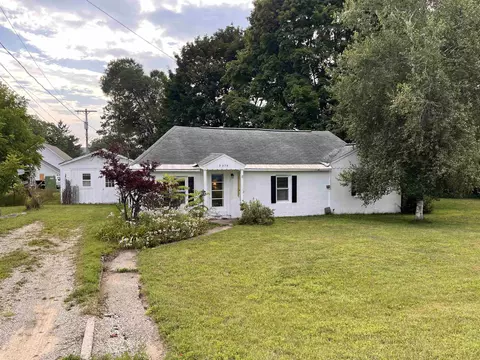 2076 W Central, Central Lake, MI 49622