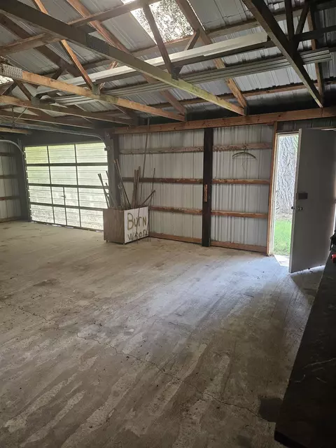 405 E Main, Hale, MI 48739 photo 3