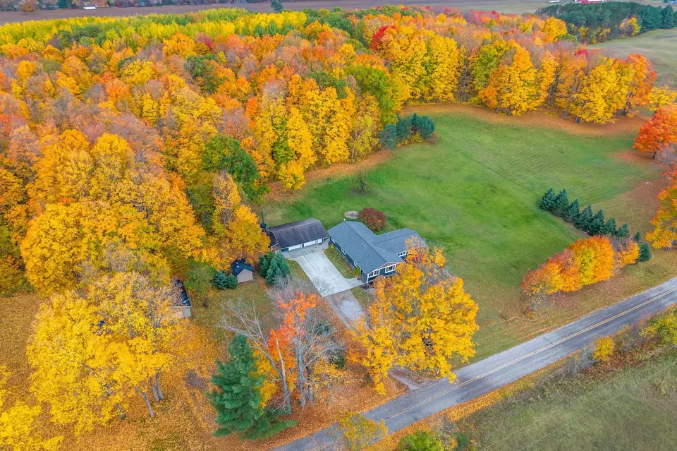 View/Area - 9090 E 32, Cadillac, MI 49601 photo 2 of 2