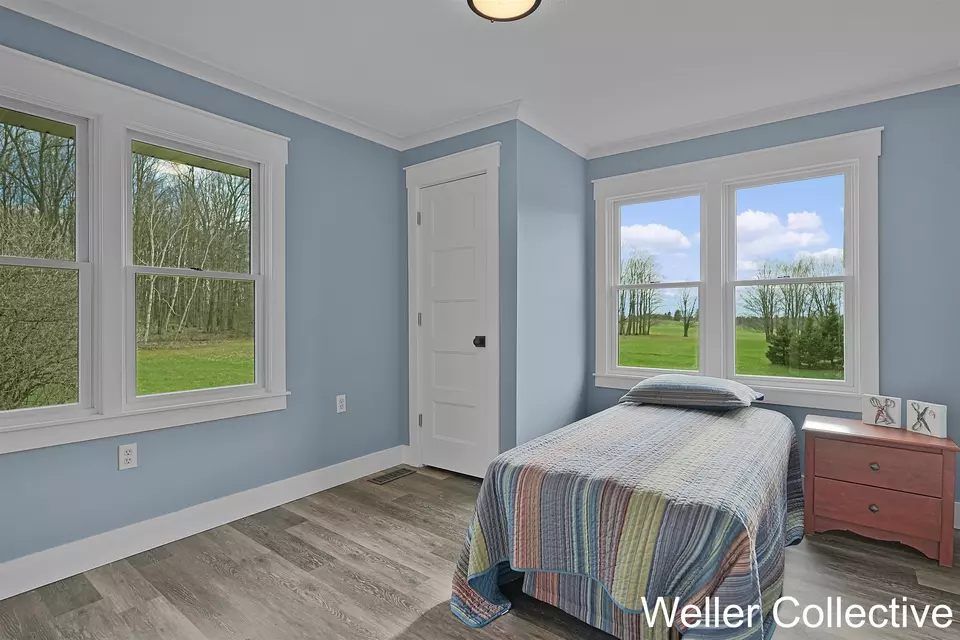 Bedroom - 9090 E 32, Cadillac, MI 49601 photo 3 of 3