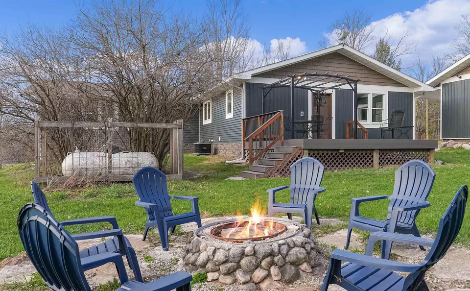 Exterior - 9090 E 32, Cadillac, MI 49601 photo 2 of 4