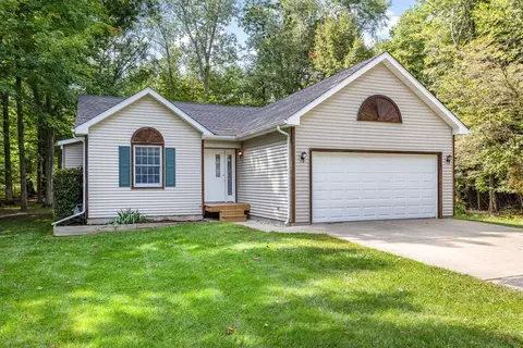 10264 Hardwood, Perrinton, MI 48871