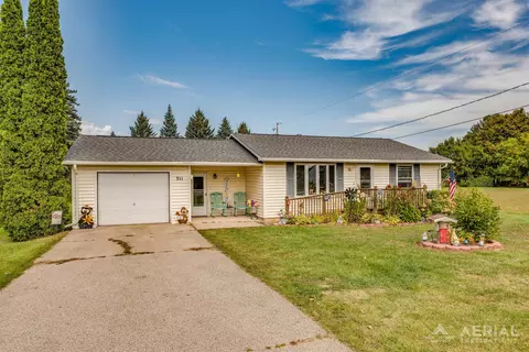 311 E Main, Hale, MI 48739