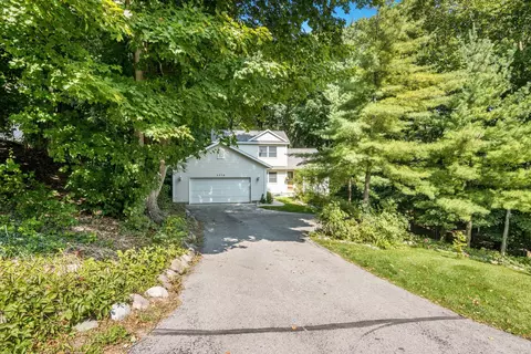3379 Silver Farms, Traverse City, MI 49684