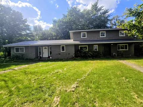 Exterior - 415 N Pine Riv, Ithaca, MI 48847 photo 1 of 2