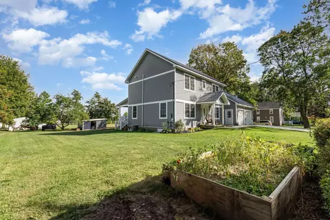 Exterior - 528 N Ithaca, Ithaca, MI 48847 photo 9 of 10