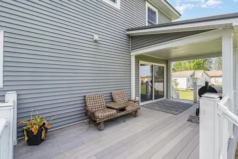 Exterior - 528 N Ithaca, Ithaca, MI 48847 photo 3 of 10