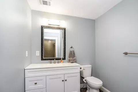 Bath - 528 N Ithaca, Ithaca, MI 48847 photo 3 of 4