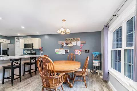 Dining - 528 N Ithaca, Ithaca, MI 48847 photo 1 of 1