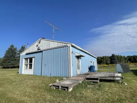 6160 Meredith Grade, Harrison, MI 48625 photo 4