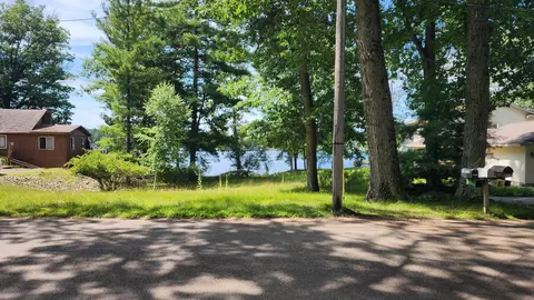 Campbell, Hale, MI 48739 photo 3