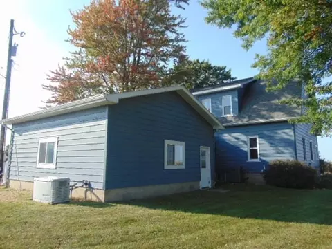Exterior - 2079 W Hayes, Ithaca, MI 48847 photo 14 of 15