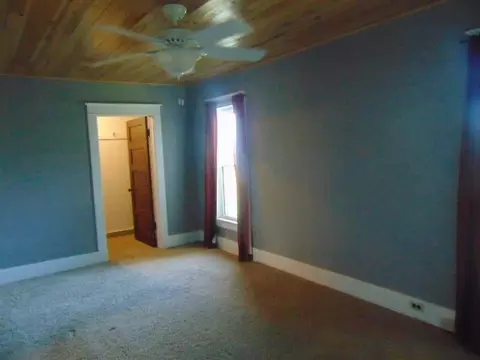 Bedroom - 2079 W Hayes, Ithaca, MI 48847 photo 5 of 5